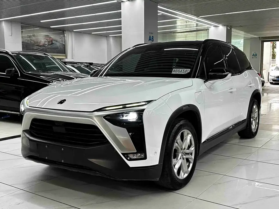 NIO ES8 580KM 6-Seater 2021