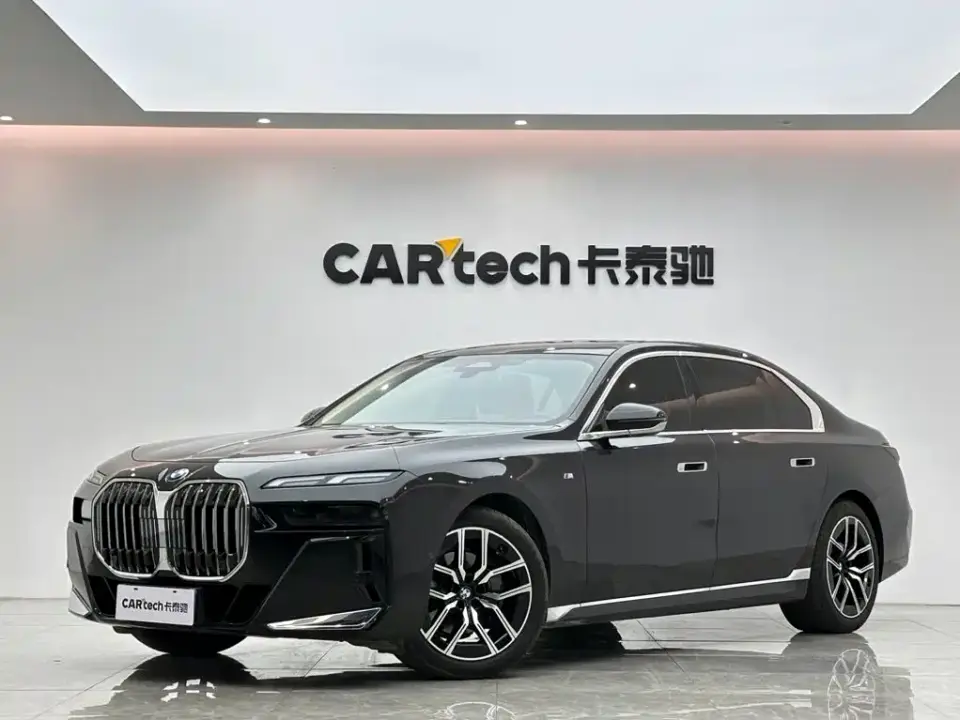 BMW 7 Series Model 735Li M Sport Package 2023
