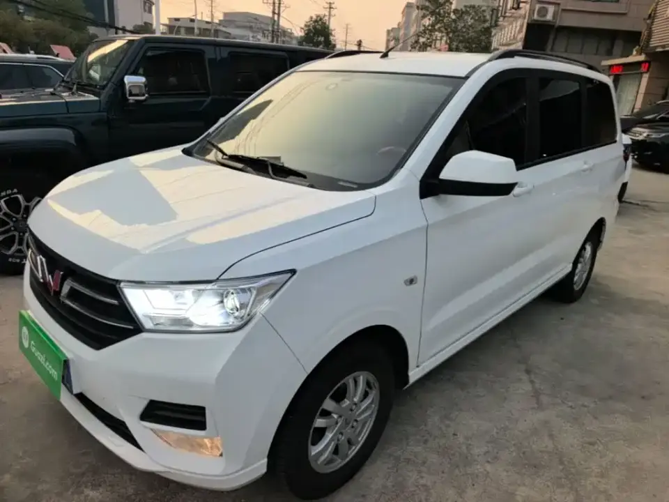 Wuling Motors Wuling Hongguang 1.5L S Comfort LAR 2025