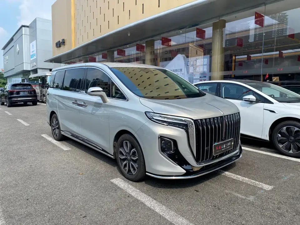 Hongqi HQ9 2.0T Smart Connect Flagship 2022
