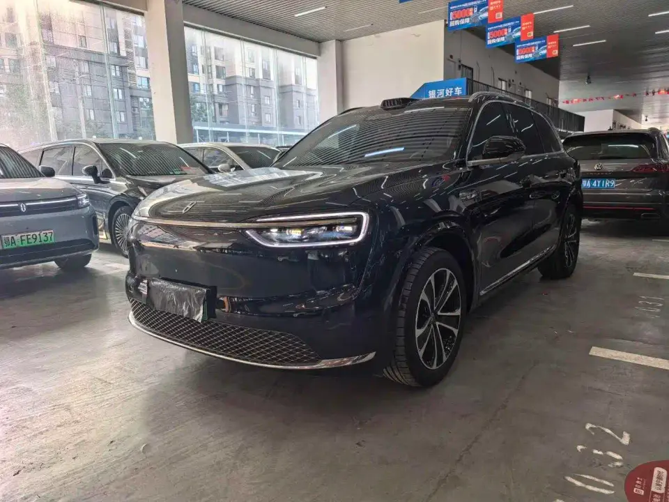 AITO Wenjie AITO M7 2025
