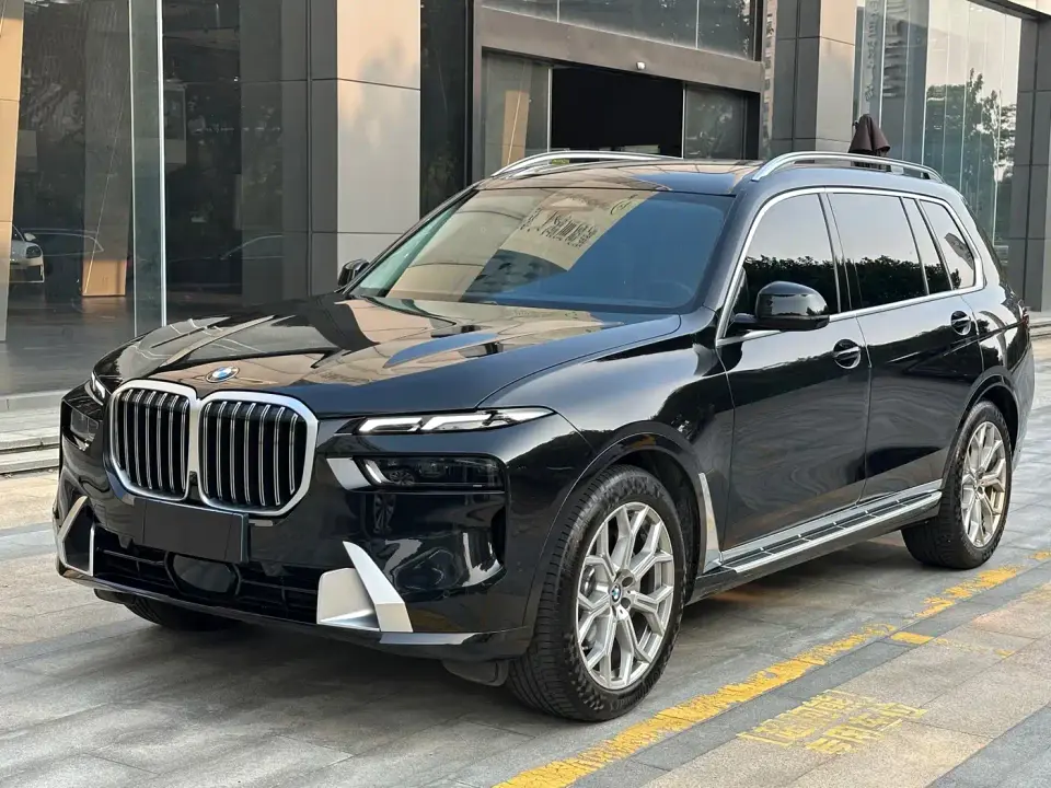 BMW X7 xDrive40i Leading Luxury Package 2026