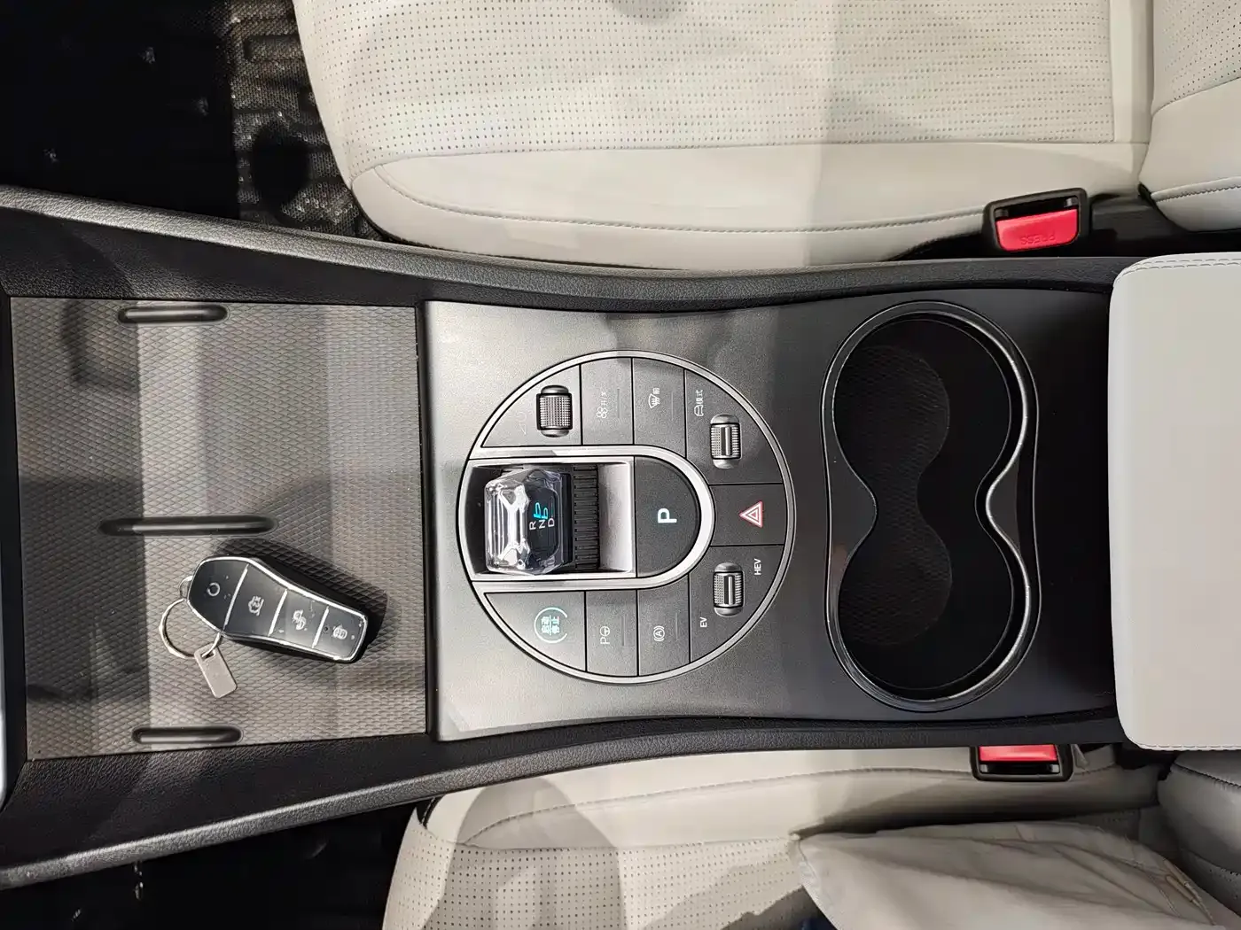 BYD Hai Bao 05 DM-i DM-i Smart Driving Edition 120KM Flagship 2025 — фото 13