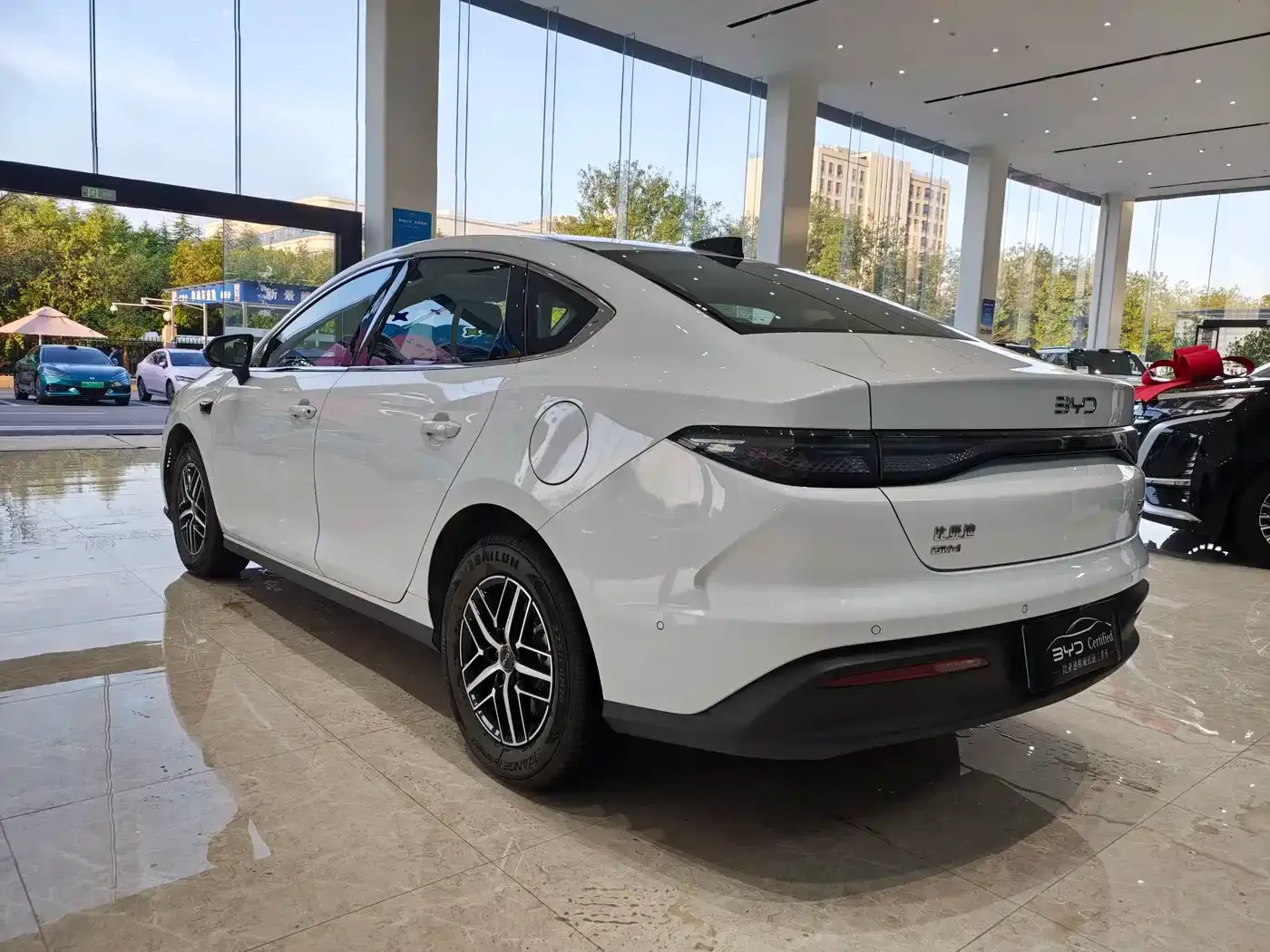 BYD Hai Bao 05 DM-i DM-i Smart Driving Edition 120KM Flagship 2025 — фото 7