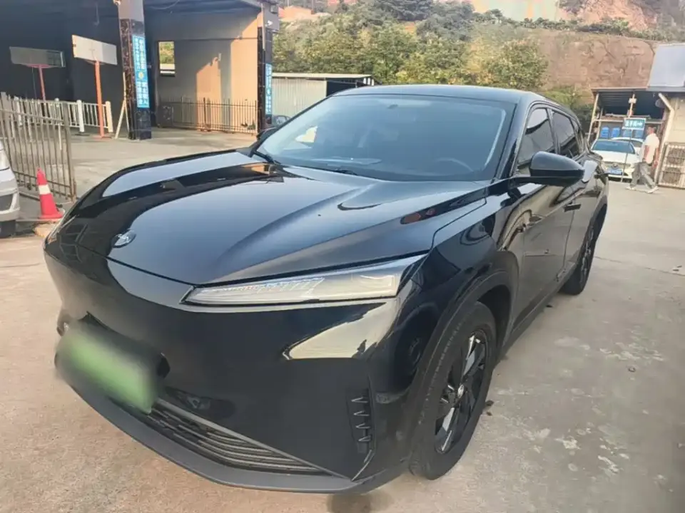 Dongfeng Aeolus Dongfeng Fengshen L7 518 Pro 2024