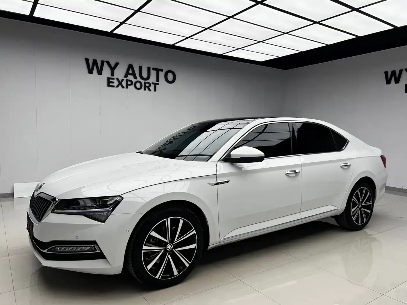 Skoda Superb TSI280 DSG Premium Edition 2024