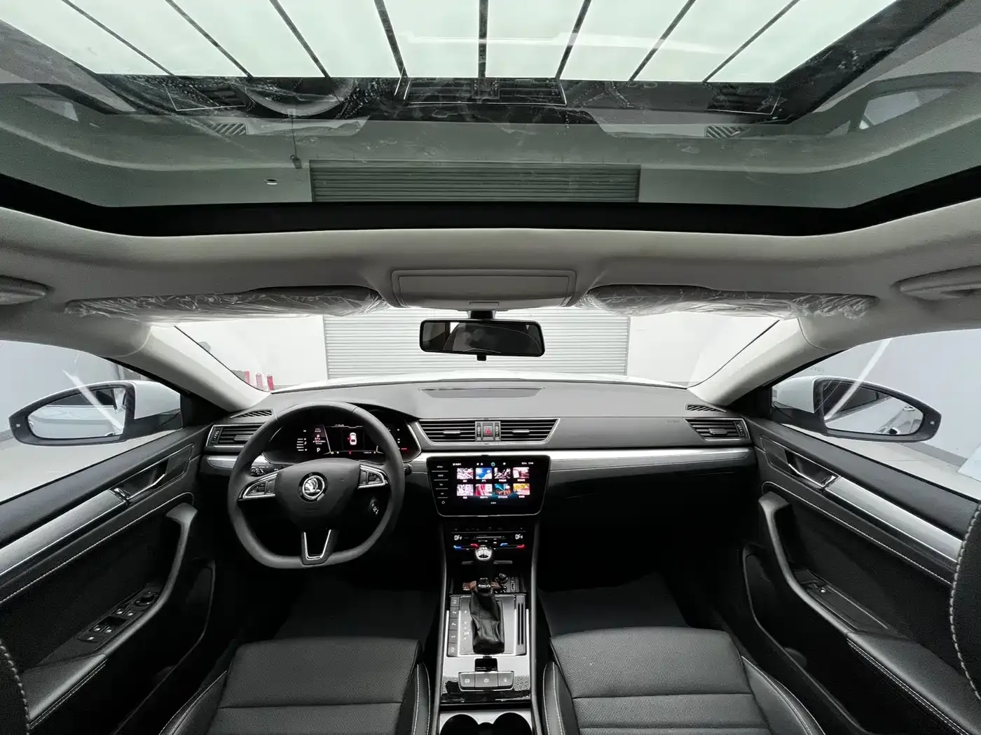 Skoda Superb TSI280 DSG Premium Edition 2024 — фото 9