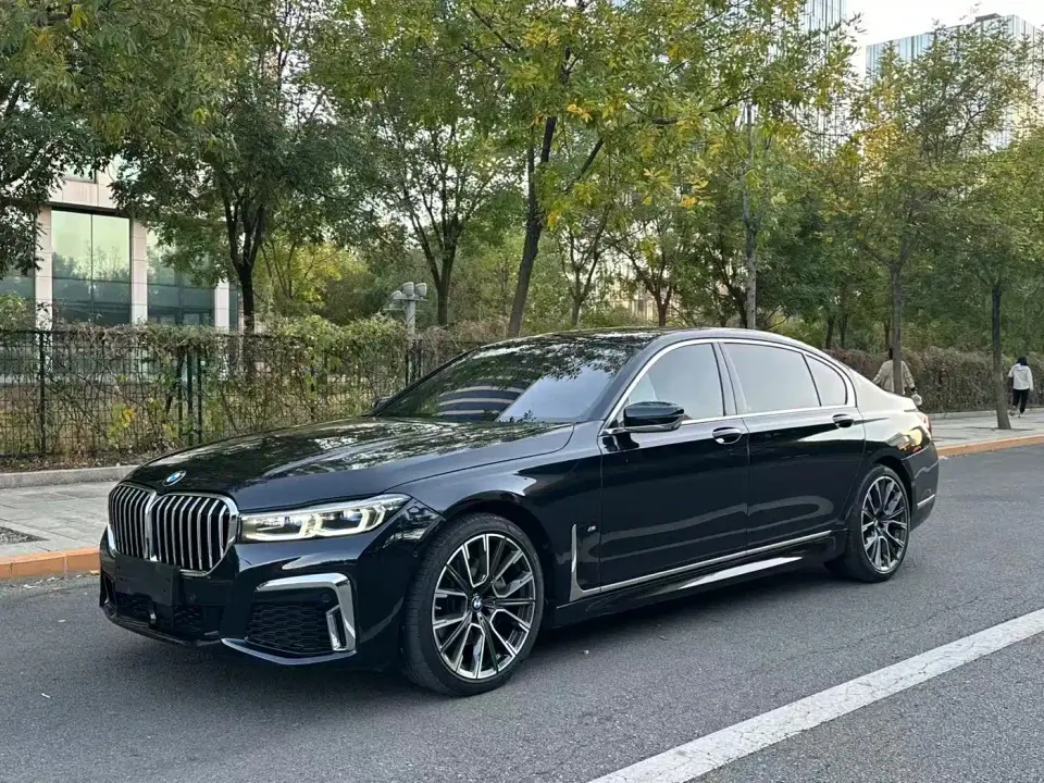 BMW 7 Series Model 740Li xDrive Executive M Sport Package 2021