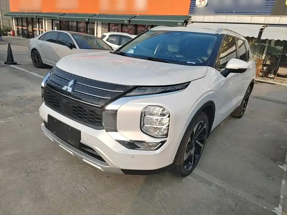 Mitsubishi Outlander 1.5T CVT AWD Premium Edition 5-seater 2023