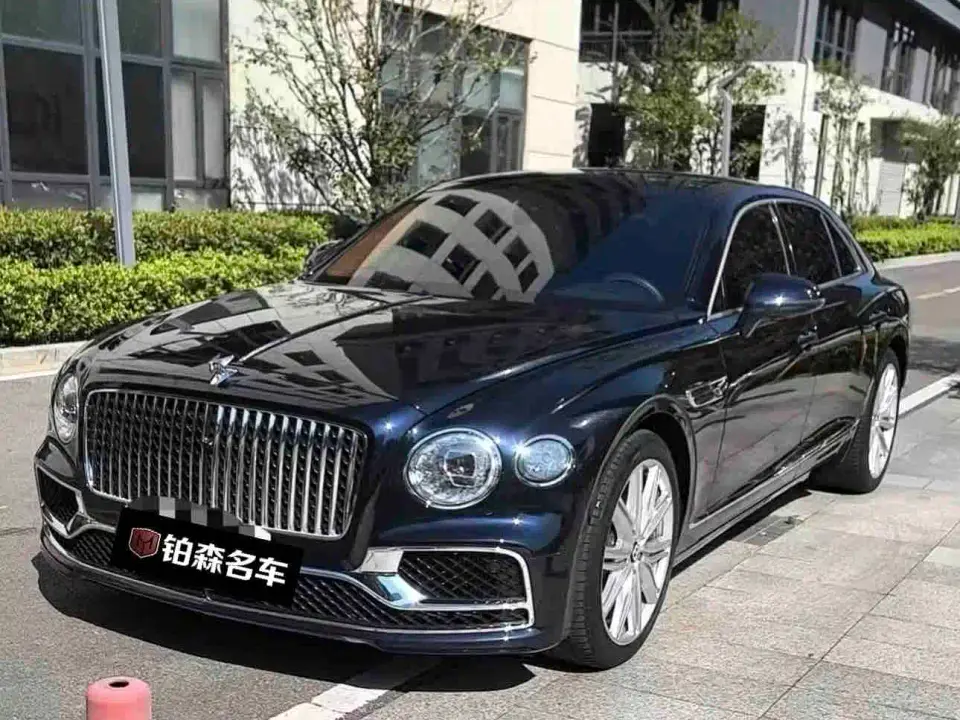 Bentley Flying Spur 4.0T V8 Standard Version 2021