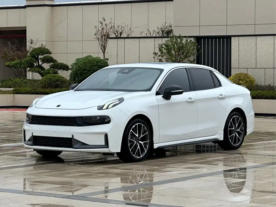 Lynk & Co 03 1.5TD DCT Power Pro Version China V 2020