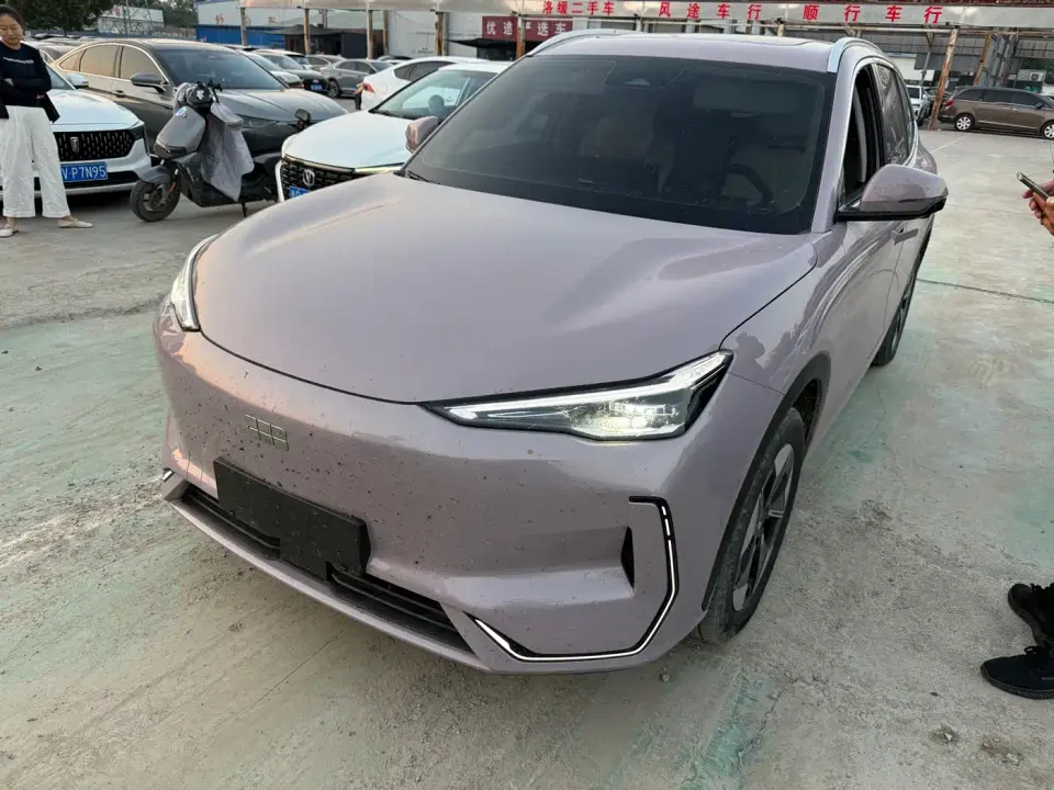 Geely Galaxy Galaxy E5 530km Voyage Edition 2024