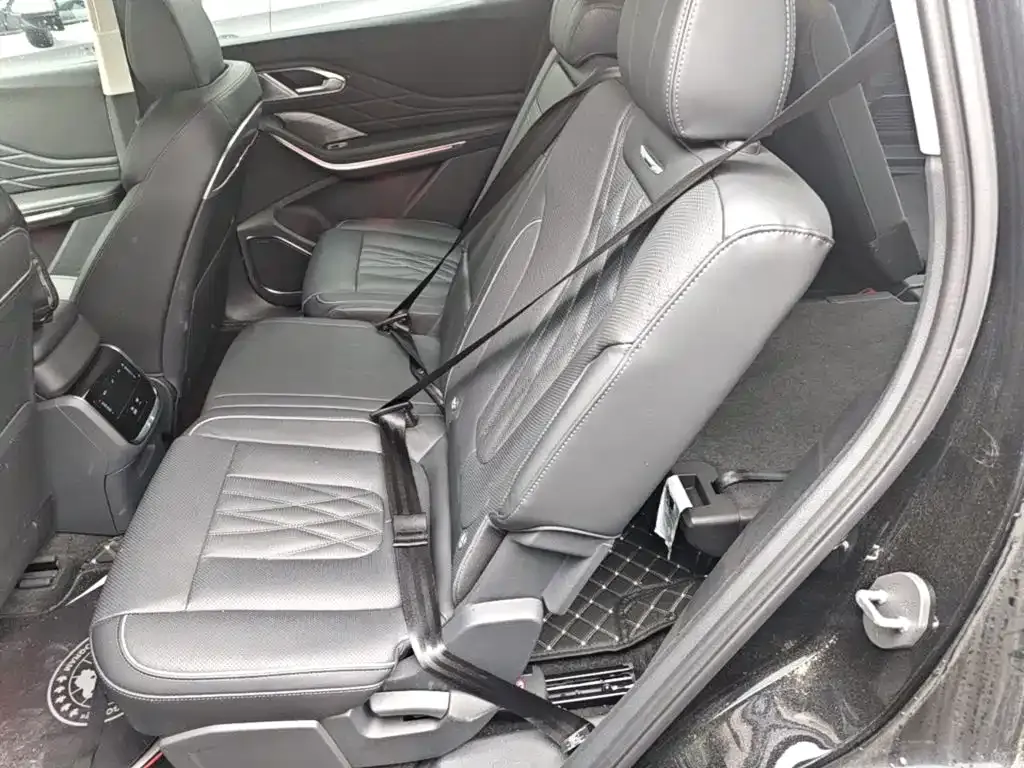 Hongqi HS7 PHEV 2.0T PHEV AWD Qichang Edition 7-seater 2024 — фото 16
