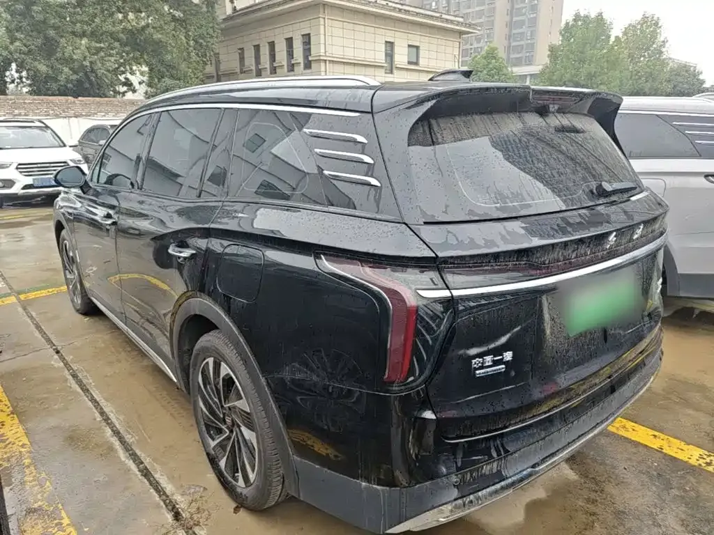 Hongqi HS7 PHEV 2.0T PHEV AWD Qichang Edition 7-seater 2024 — фото 4