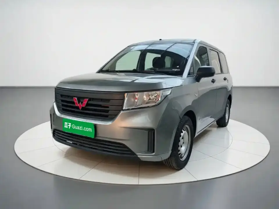 Wuling Motors Wuling Hongguang PLUS 1.5T Manual Standard 5-Seater 2020