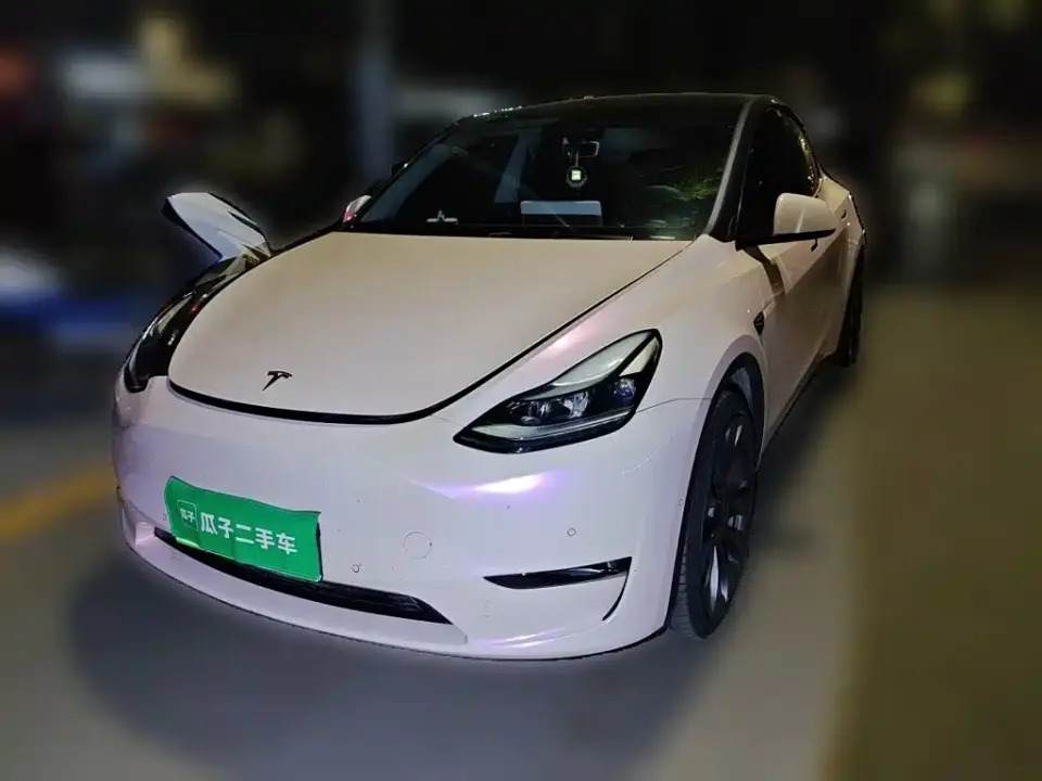 Tesla Model Y High Performance All-Wheel Drive Edition 2023