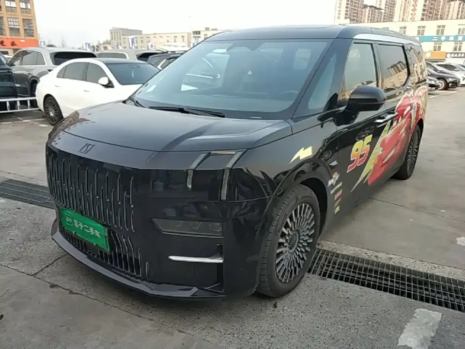 Zeekr 009 WE Edition 2024