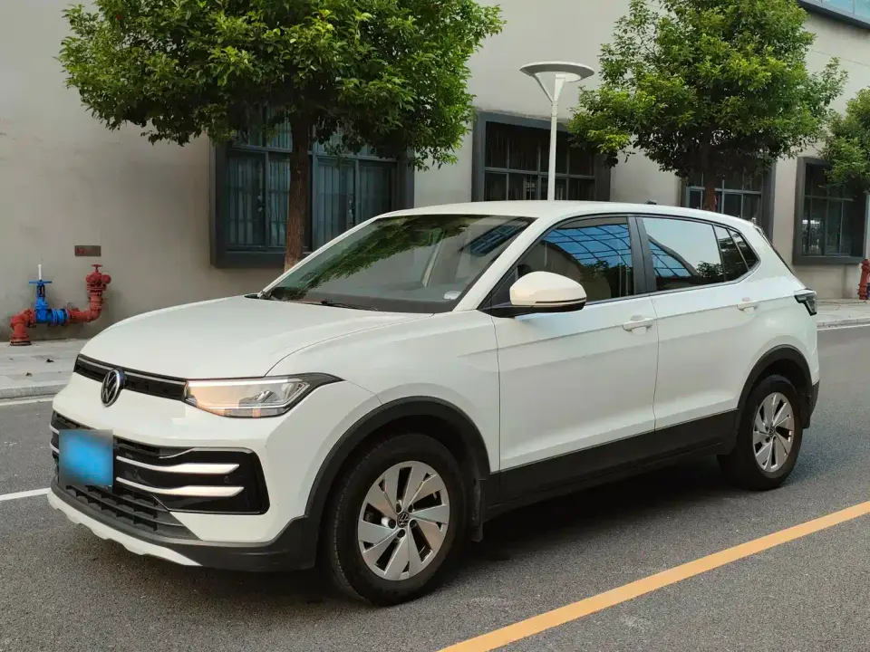 Volkswagen Tharu Model Rising Star 1.5L Advance Edition 2024