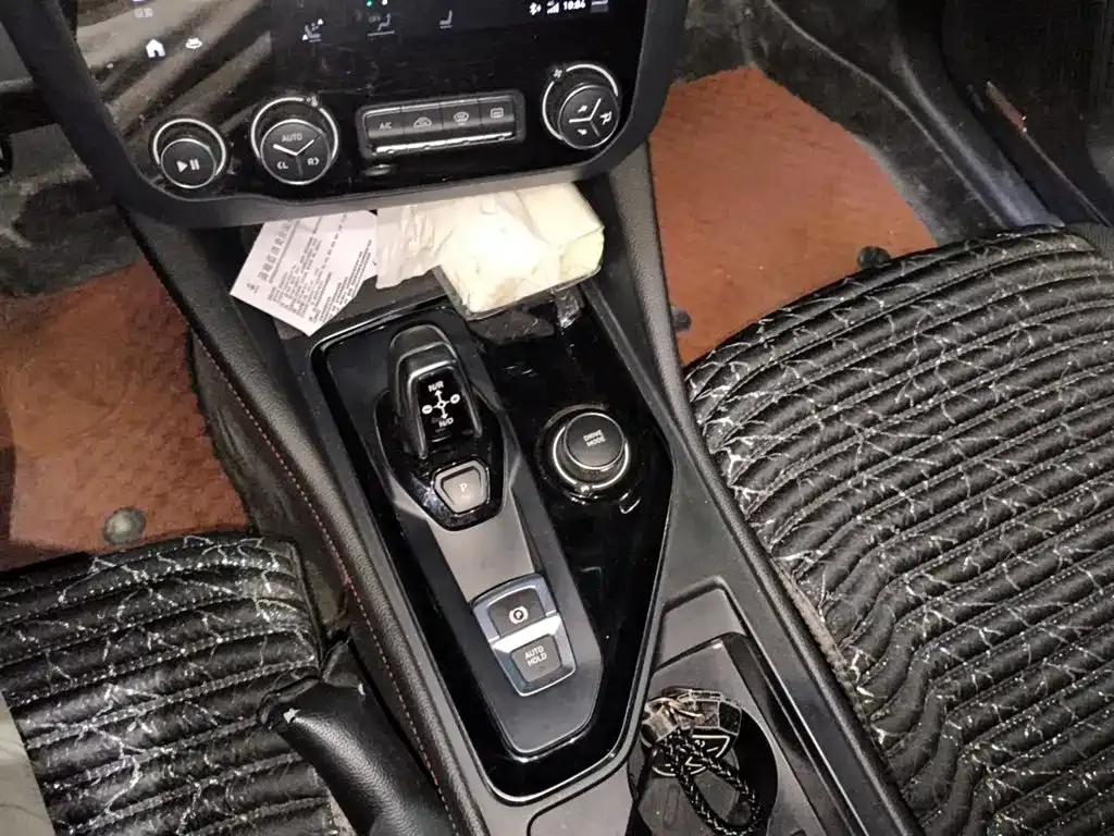 Lynk & Co 03 2.0TD Auto Power Pro Version 2020 — фото 15