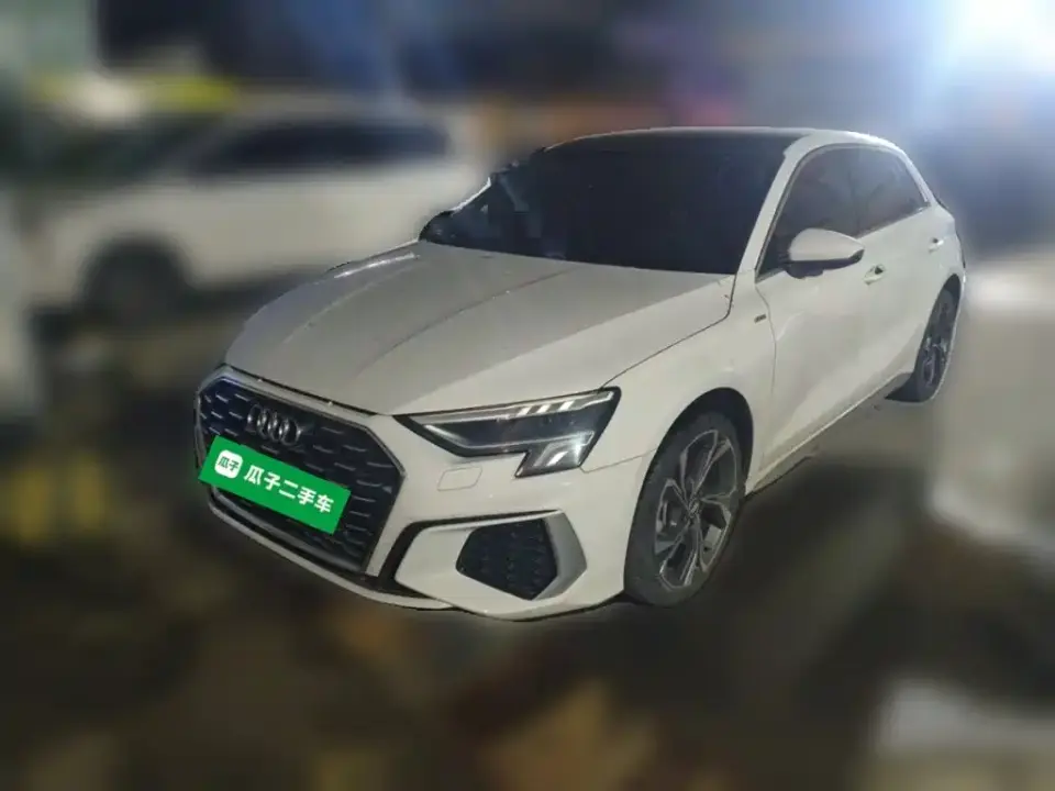 Audi A3 Sportback 35 TFSI Luxury Sport 2022
