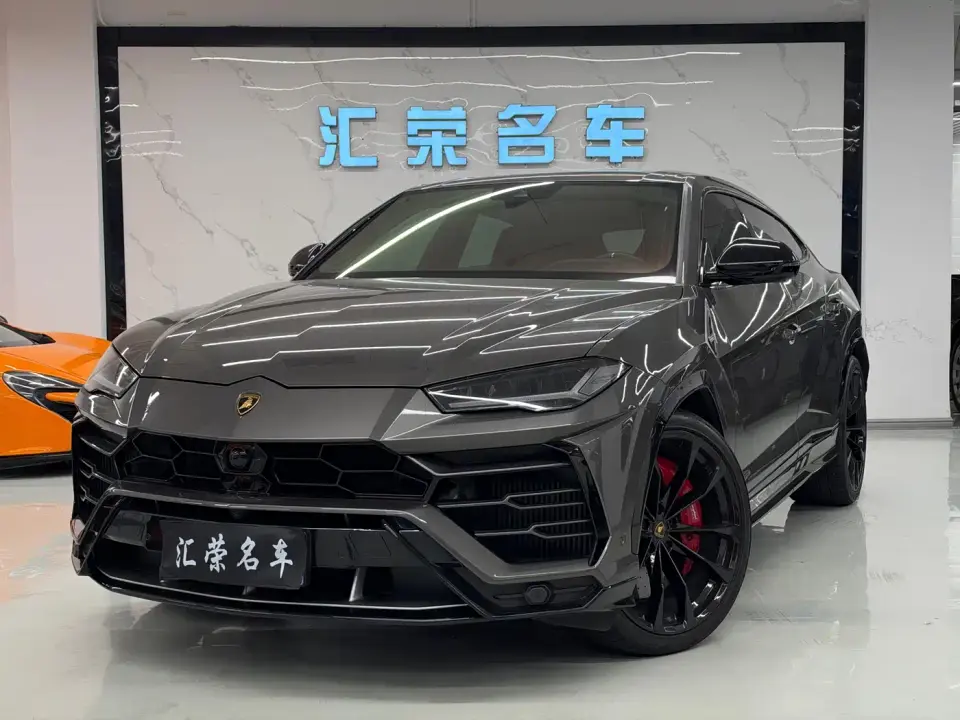 Lamborghini Urus 4.0T V8 2021