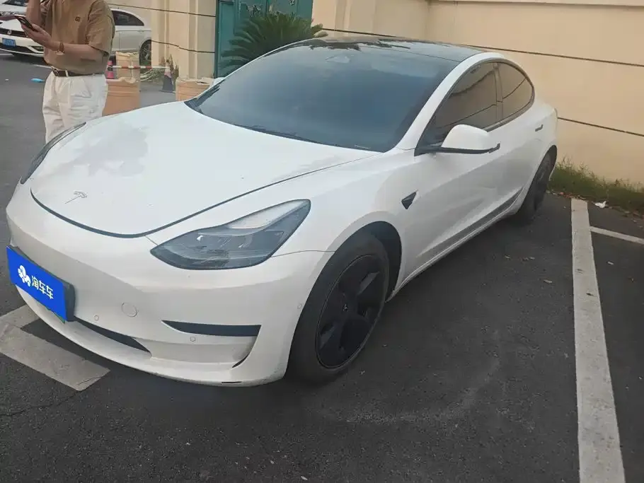 Tesla Model 3 Standard Range Rear-Wheel Drive Upgrade 2021