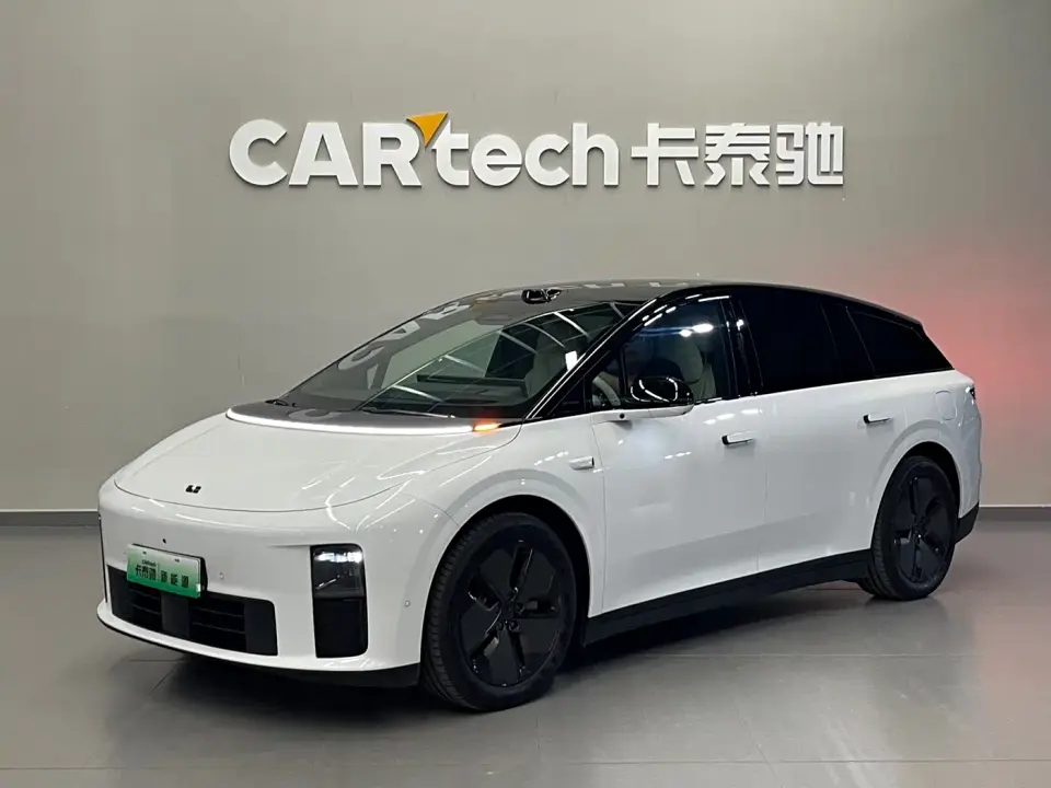 Li Auto i6 2WD Base Model 2026