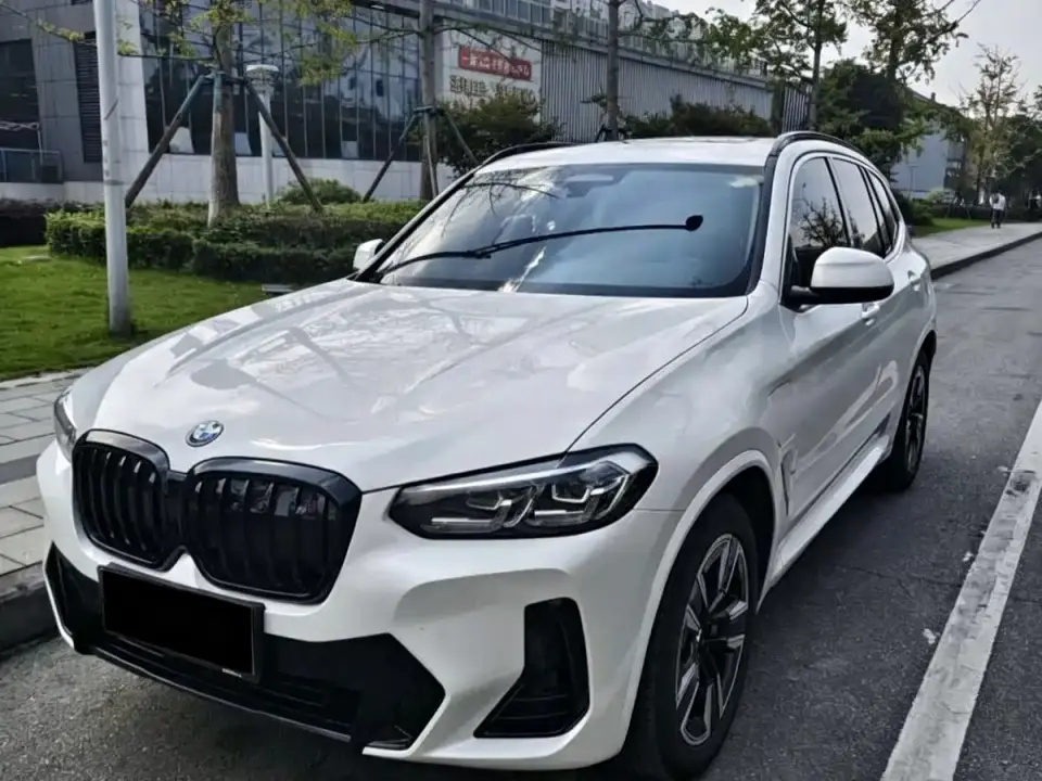 BMW iX3 Leading Edition 2024