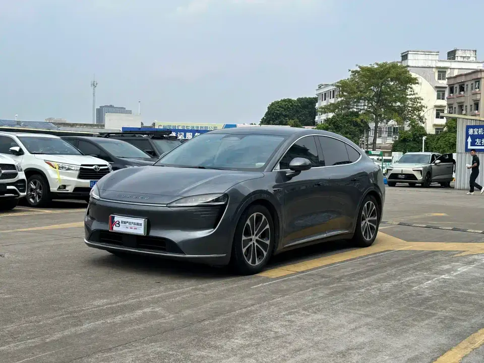 Zhijie Luxeed R7 Pure Electric 667km Pro 2025