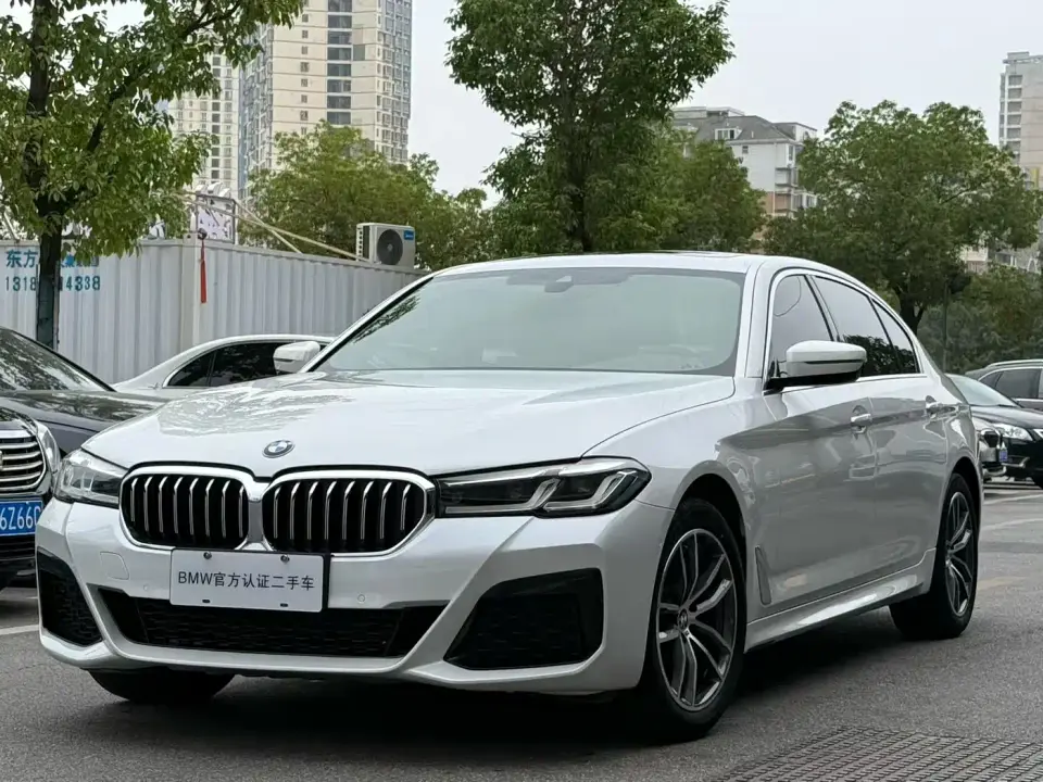 BMW 5 Series 525Li M Sport Package 2020