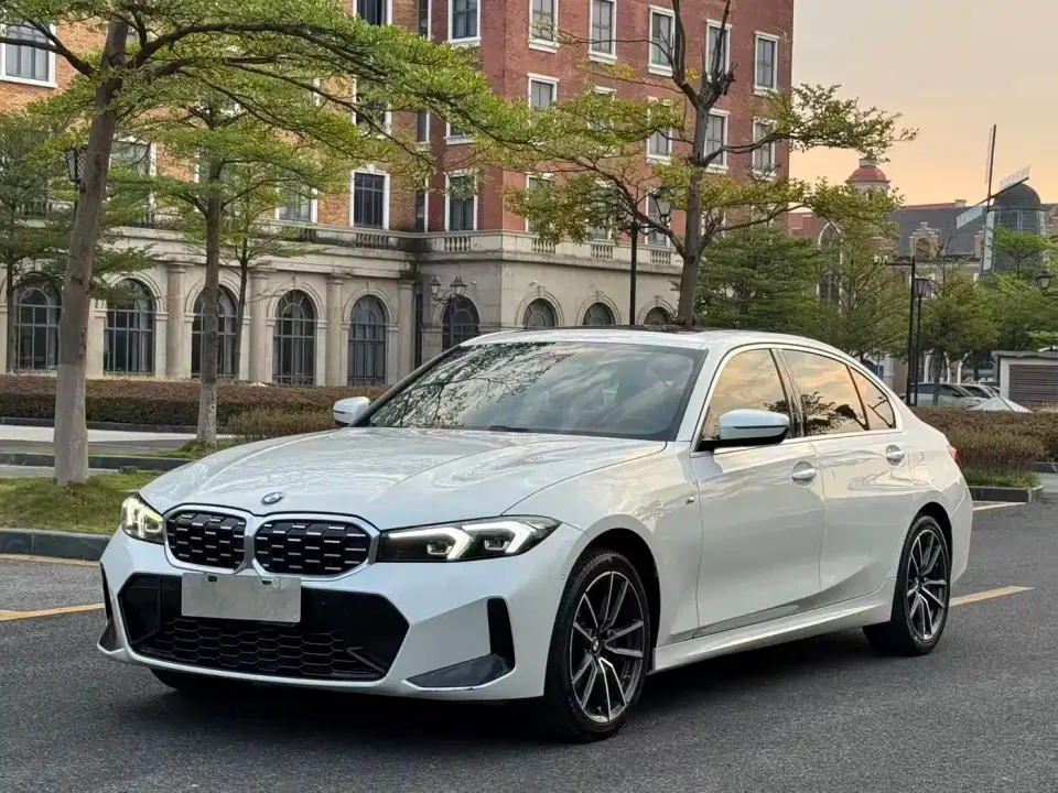 BMW 3 Series 325Li M Sport Package 2023