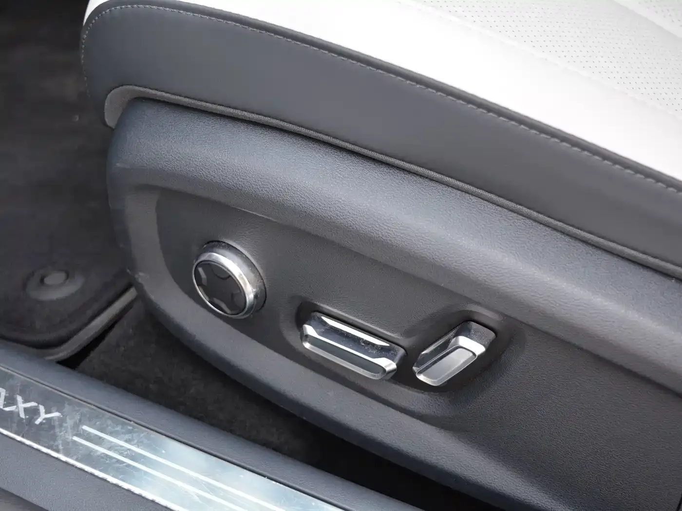 Geely Galaxy Galaxy E8 550km RWD MAX 2024 — фото 8