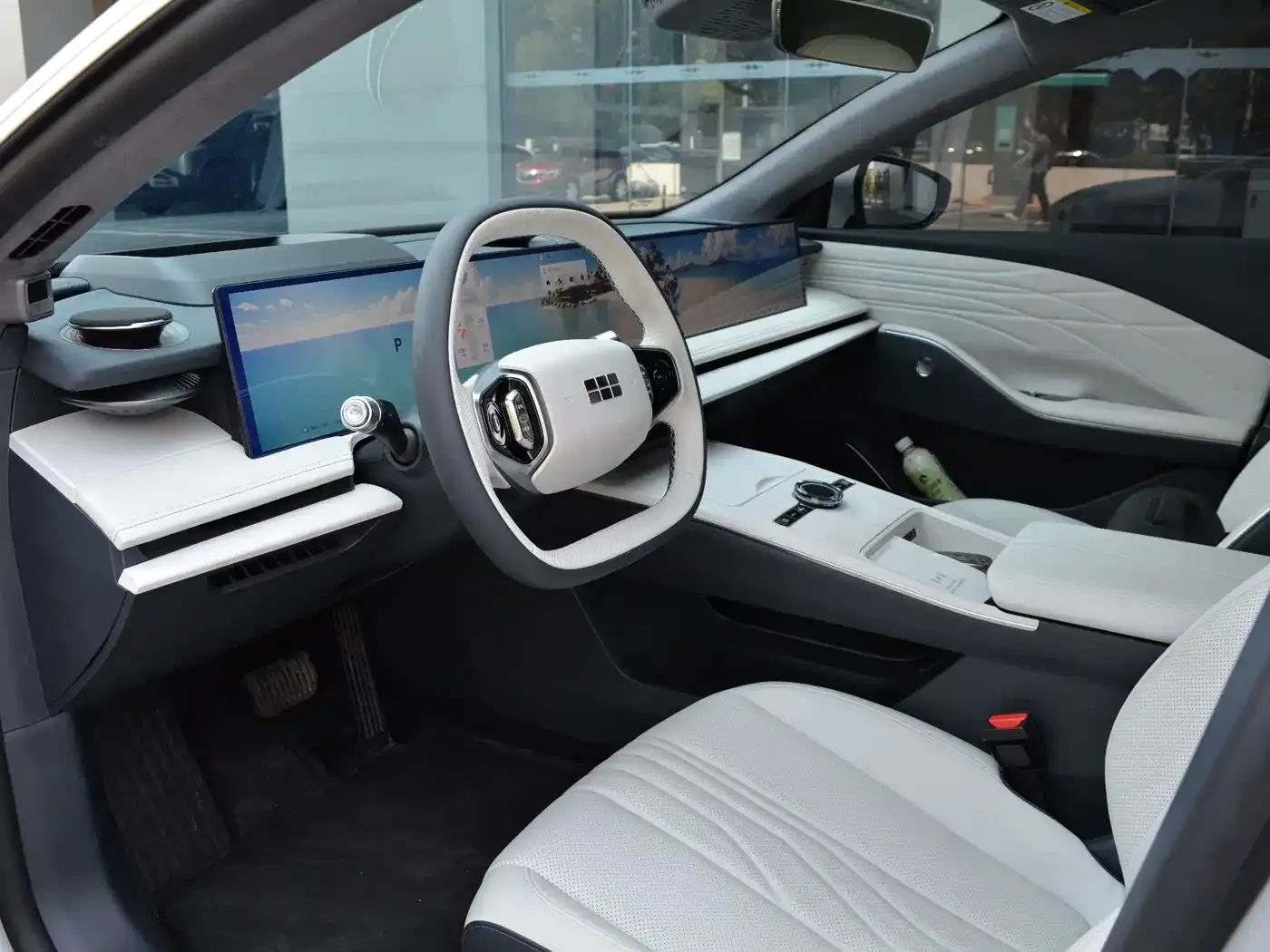 Geely Galaxy Galaxy E8 550km RWD MAX 2024 — фото 7
