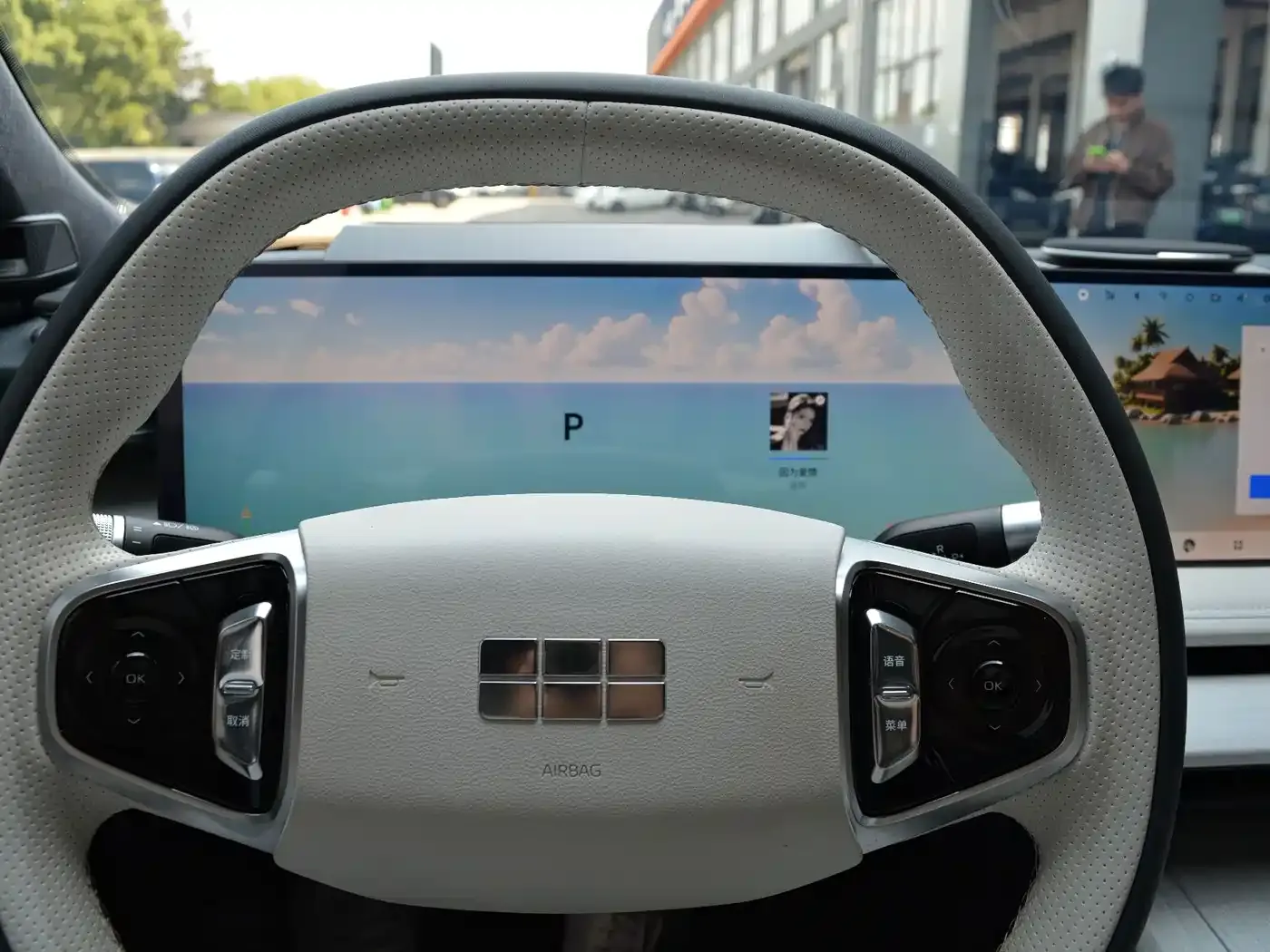 Geely Galaxy Galaxy E8 550km RWD MAX 2024 — фото 13