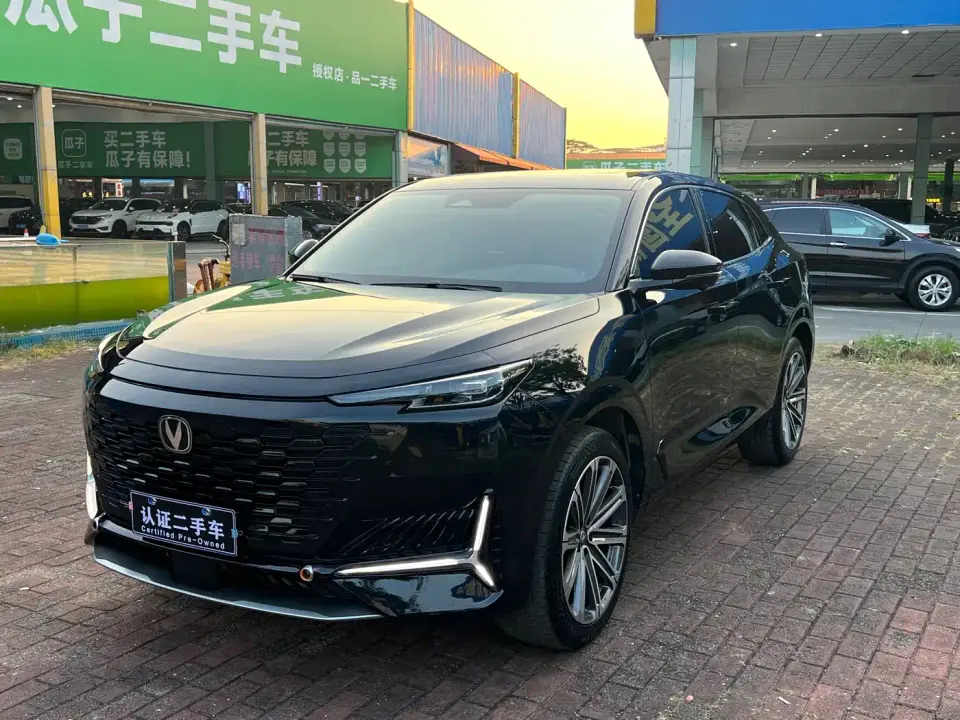Changan UNI-K 2.0T FWD Joy Leader 2023