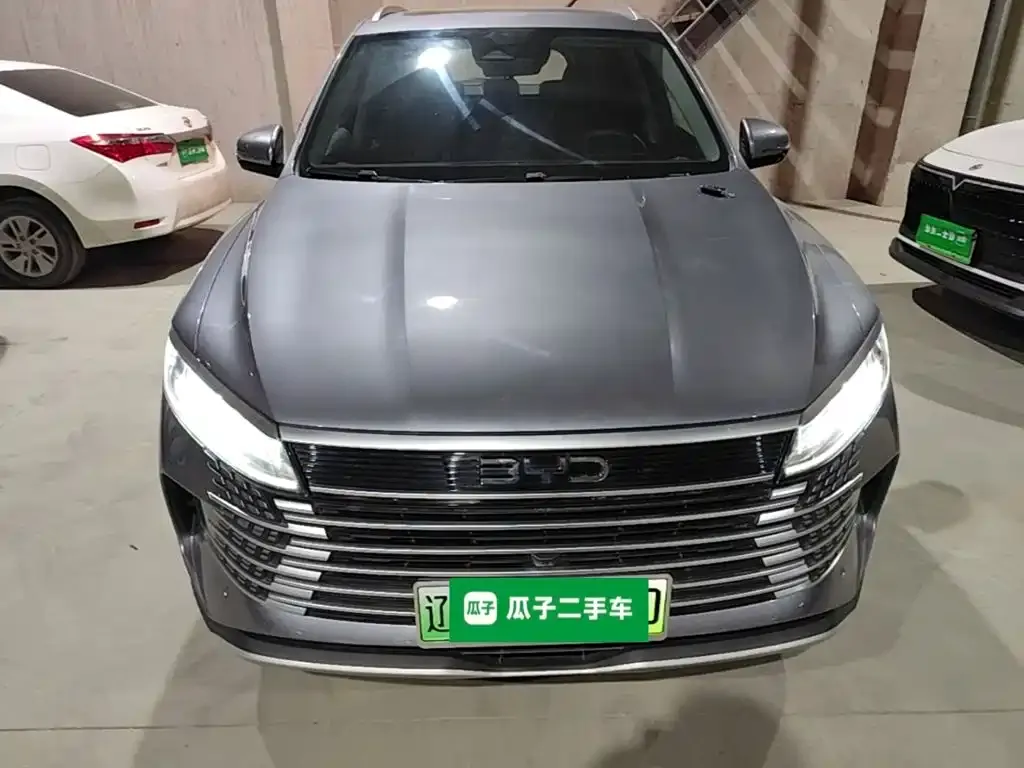 BYD Seal 05 DM-i DM-i 115KM Honor 2025 — фото 2