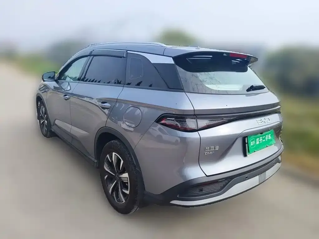BYD Seal 05 DM-i DM-i 115KM Honor 2025 — фото 5