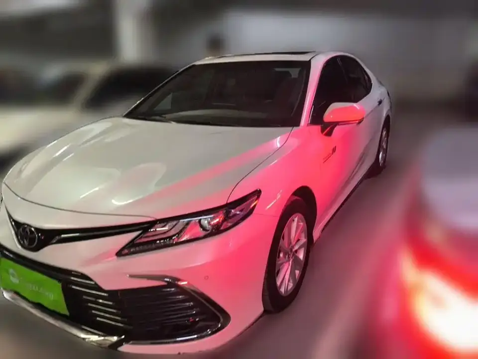Toyota Camry 2.0G Luxury Edition 2023