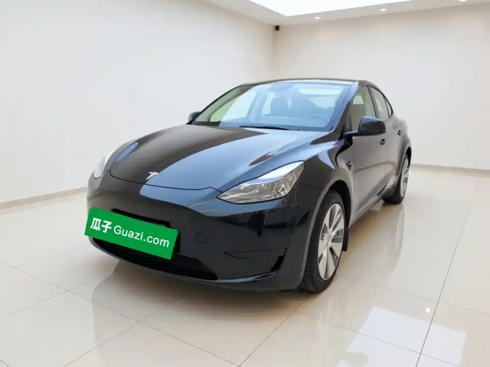 Tesla Model Y Facelift Rear-Wheel Drive Version 2023