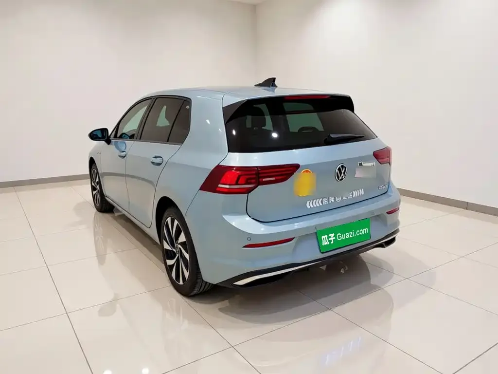 Volkswagen Golf Facelift 300TSI Pro 2025 — фото 4