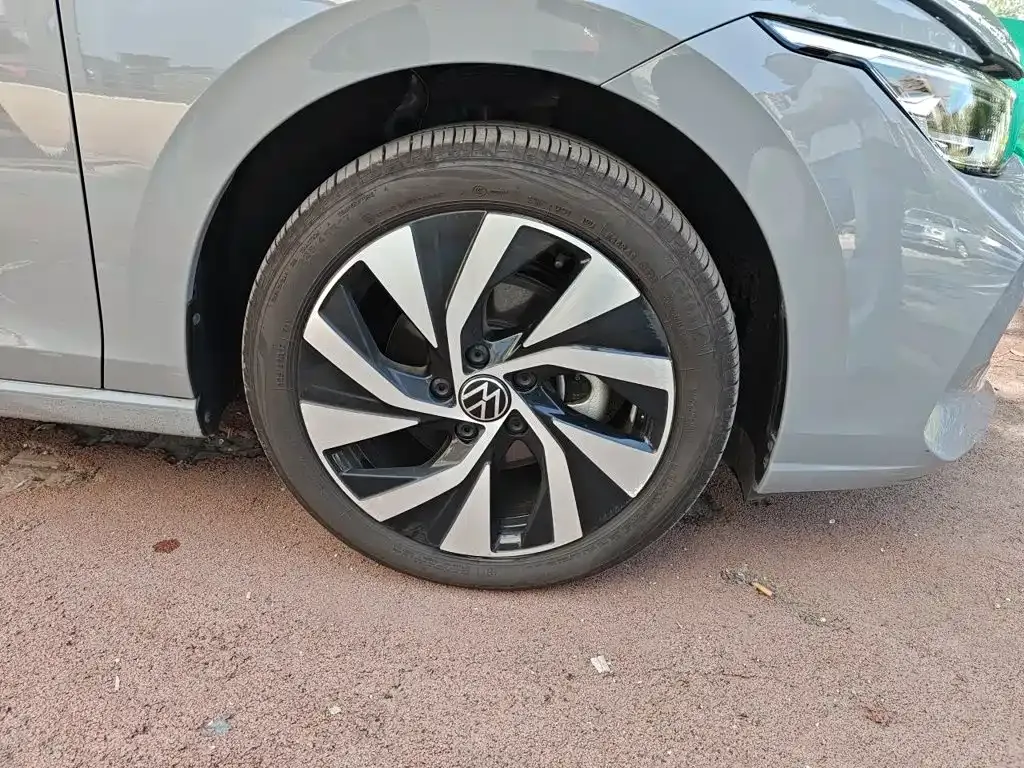 Volkswagen Golf Facelift 300TSI Pro 2025 — фото 8