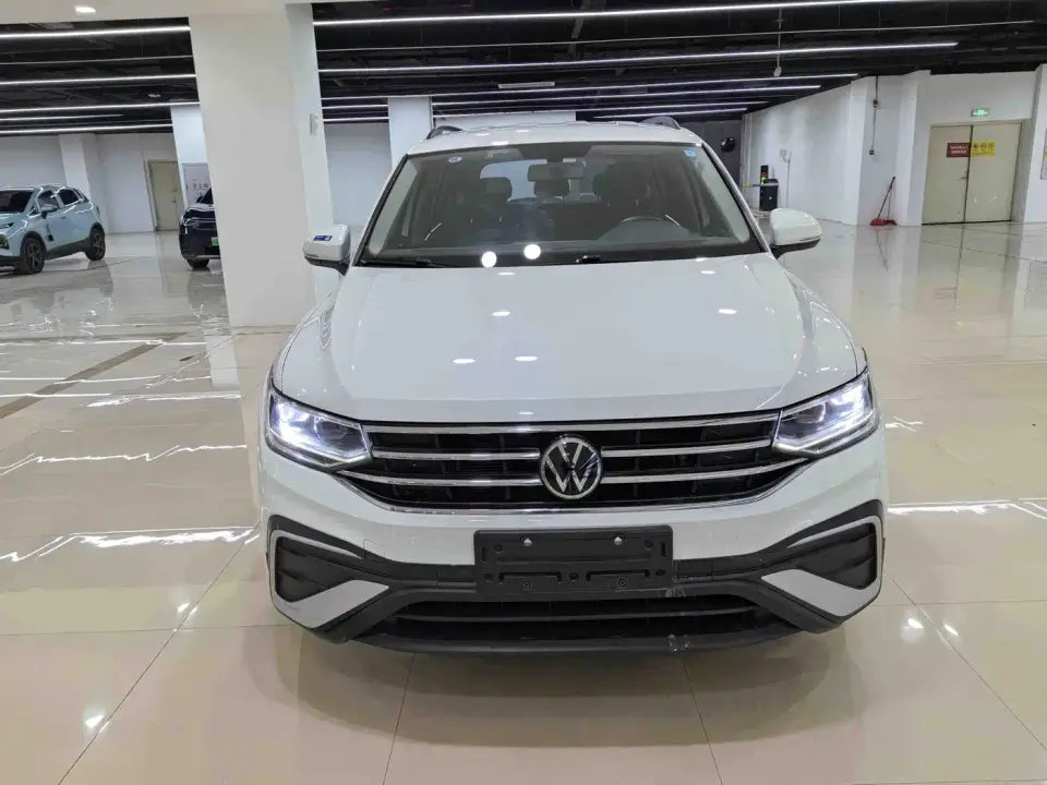 Volkswagen Tiguan L Facelift 330TSI Automatic 2WD Smart Edition 2023