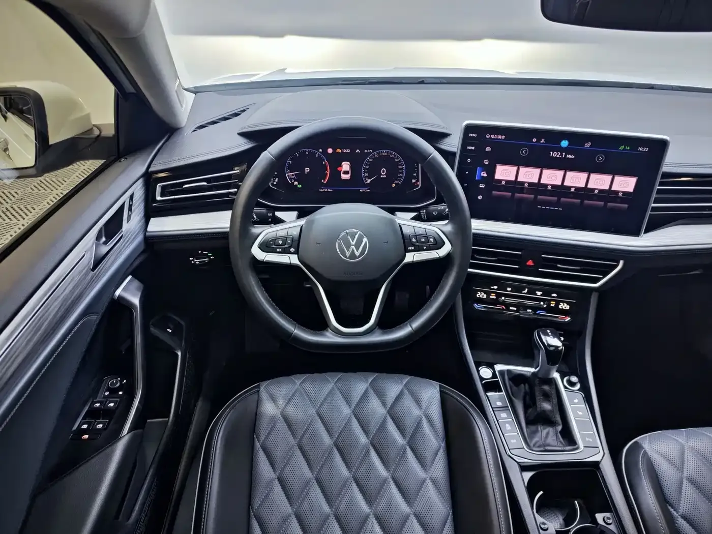 Volkswagen Sagitar 280TSI DSG Surpass Plus Edition 2022 — фото 9