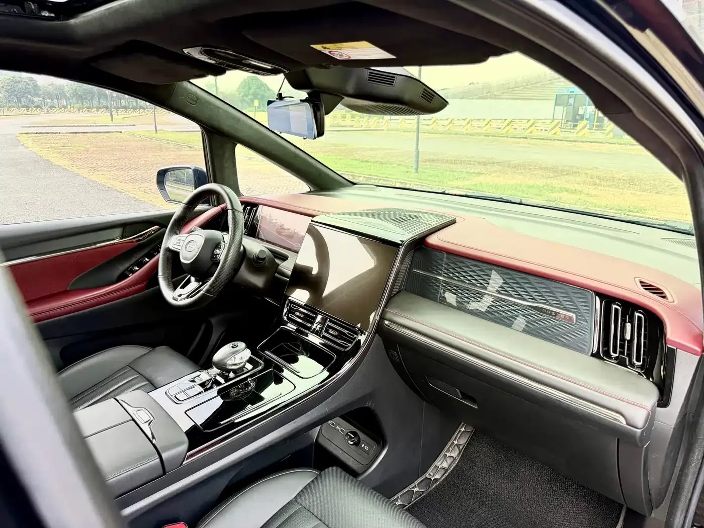 GAC Trumpchi M8 Model Master Series 400T Ultimate Edition 2023 — фото 17