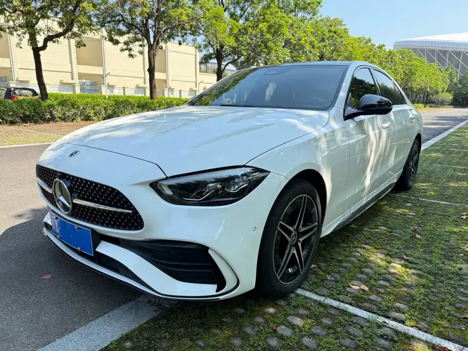 Mercedes-Benz C-Class Second Facelift C 260 L Night Edition Sport 2024