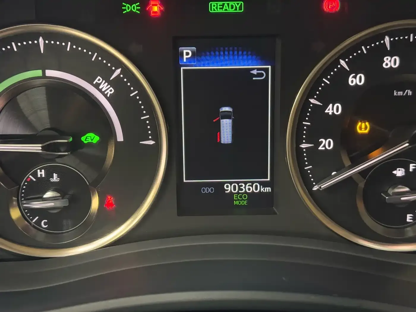 Toyota Vellfire Crown Hybrid 2.5L HV Premium Edition 2022 — фото 31