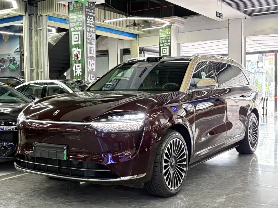 AITO Wenjie AITO M9 Extended Range Ultra 52kWh 6-Seater 2025