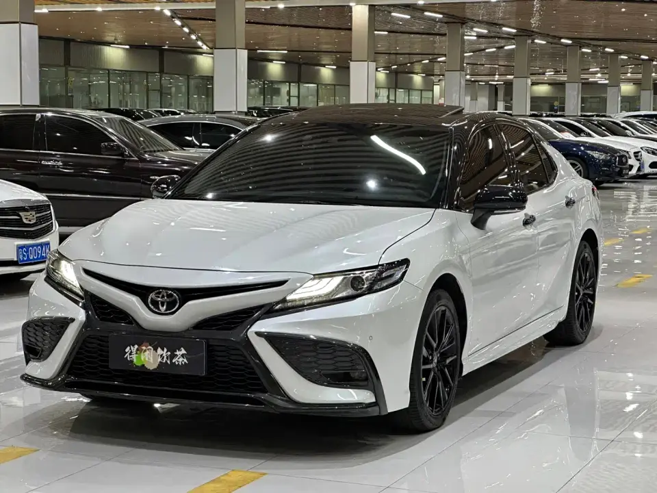 Toyota Camry 2.5S Knight Edition 2022