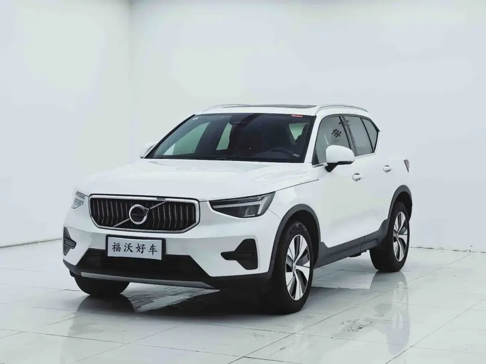 Volvo XC40 B3 Smart Elite Luxury Edition 2024