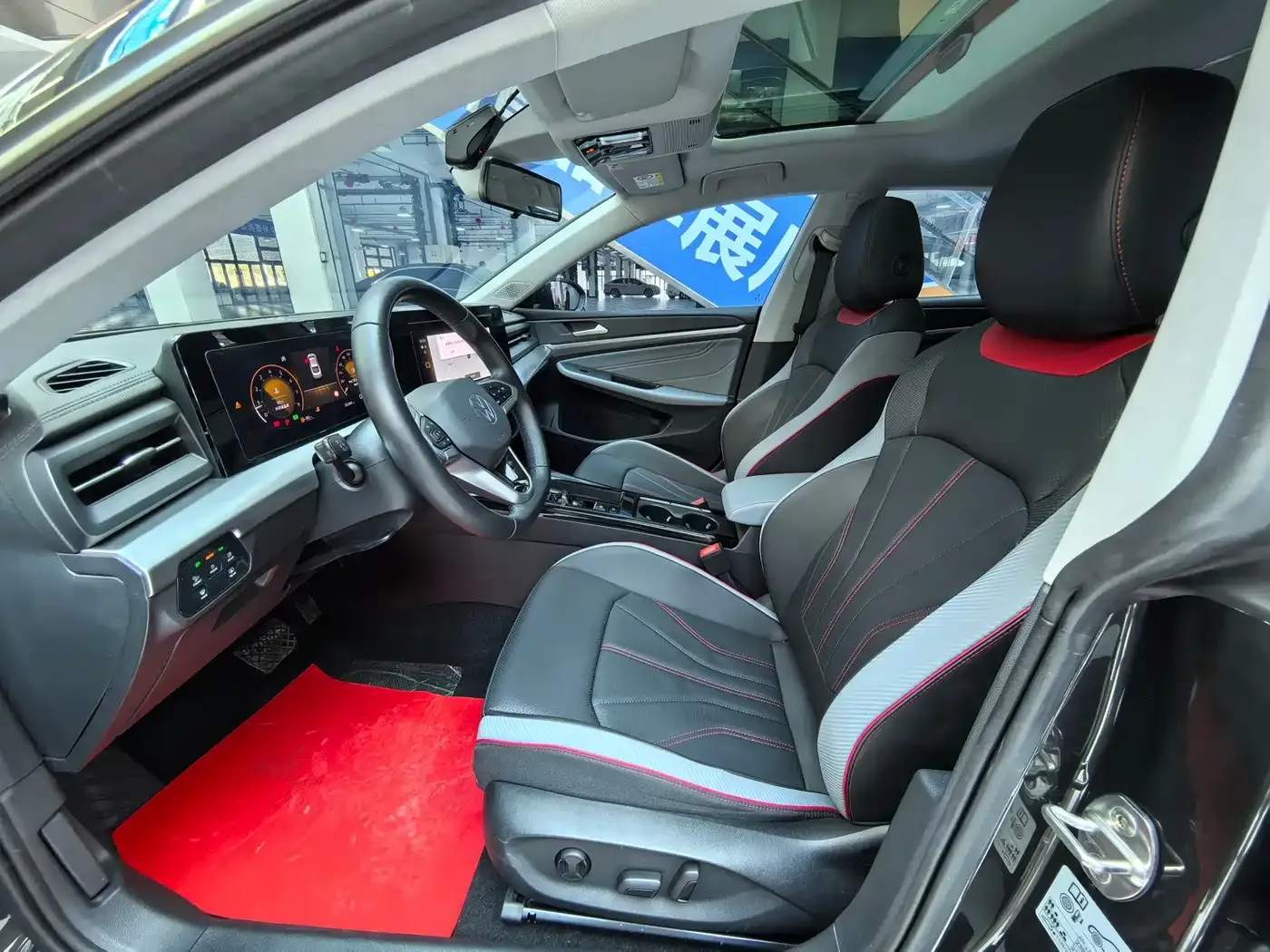 Volkswagen Lamando Lamando L 280TSI DSG Glamour Edition 2023 — фото 7